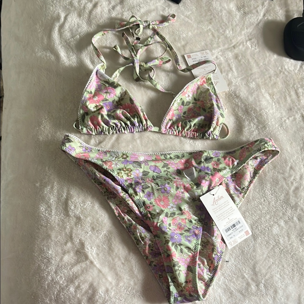 COPY - Arnhem ODESSA reversible bikini new with tags